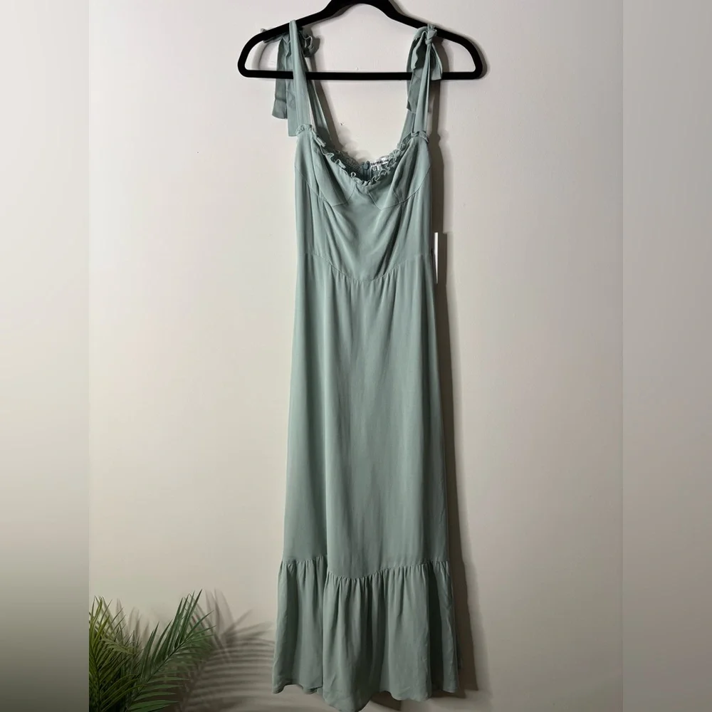 NWT Reformation Nikita Dress Celadon Midi - Picture 3 of 8